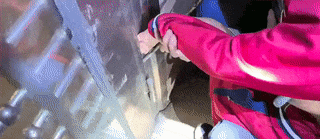 事发龙湾海城！6岁孩子手掌被夹进门缝消防紧急救援！